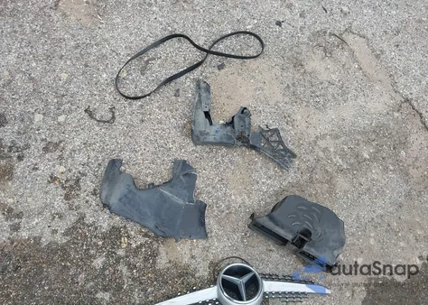 2016 Mercedes-Benz E 350 из США, поврежденный, VIN WDDHF5KB0GB204962